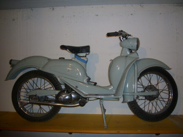 Aermacchi Cigno 125