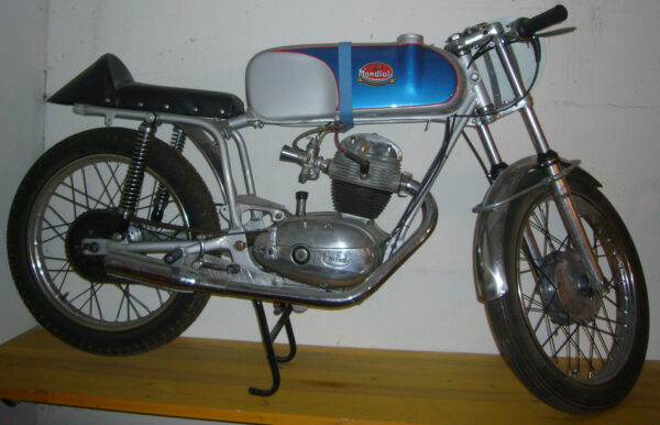 Mondial T 125