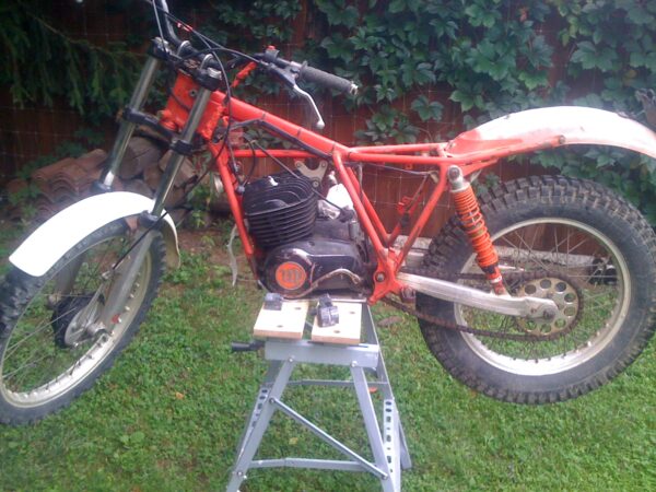 Montesa Cota 242