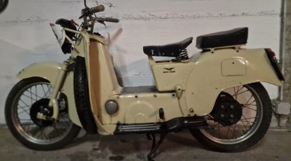 Moto Guzzi Galletto 160 - 1